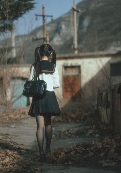 久章草的色欲AV在线观看_中英字幕独家试爱免费观看视频