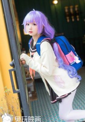 老汉大战丰满寡妇_啦啦高清成人在线观看免费