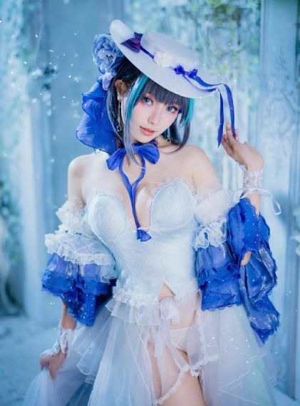 他把她抵在墙上双手捏着浑圆_续集迅雷手机免费观看